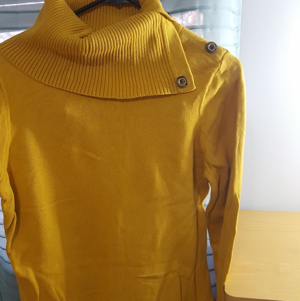 Mustard sweater
